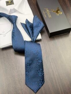 12- Navy Bloom Royale Premium Turkish Tie Set 7.5 cm
Includes Matching Pocket Square & Luxury Gift Box