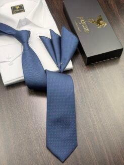 03 - Navy Dotted Premium Turkish Tie Set 7.5 cm

Includes Matching Pocket Square & Luxury Gift Box